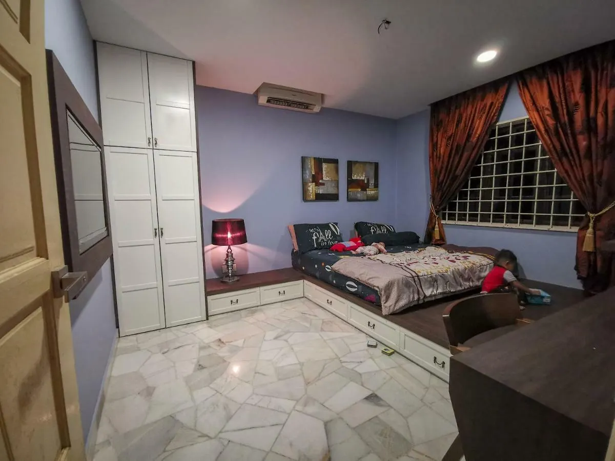 Villa Ria Homestay Johor Bahru